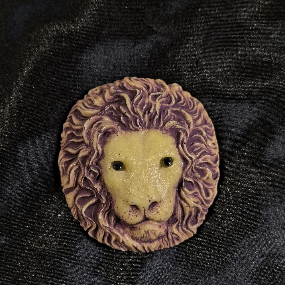 Vintage Lion Belt Buckle